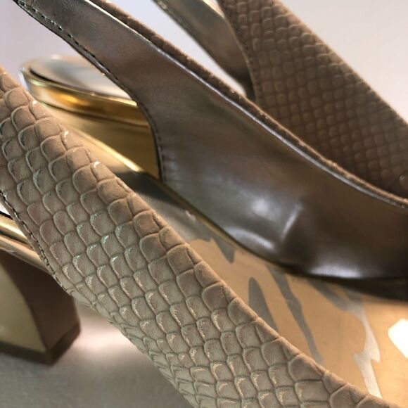 Anne Klein Peep Toe Sling Back Heels Size 6M - Picture 6 of 8